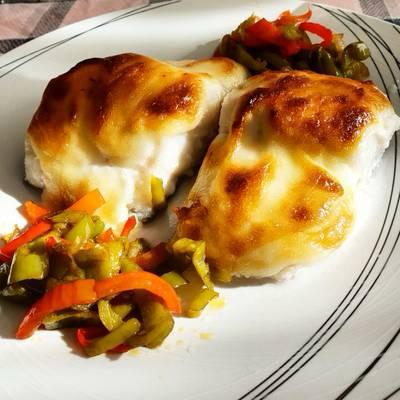 Bacalao gratinado con alioli